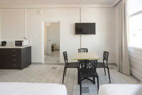 Nightcap At Emerald Star Hotel - Northern Rivers Accommodation 29