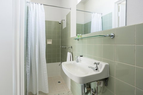 Nightcap At Emerald Star Hotel - Northern Rivers Accommodation 35