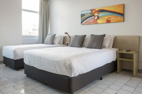Nightcap At Emerald Star Hotel - Northern Rivers Accommodation 24