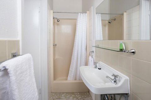 Nightcap At Emerald Star Hotel - Northern Rivers Accommodation 27
