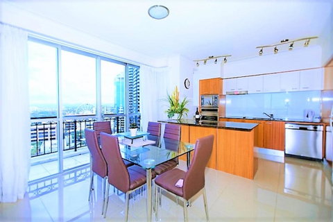 The Towers Of Chevron Renaissance - Holidays Gold Coast - Northern Rivers Accommodation 29