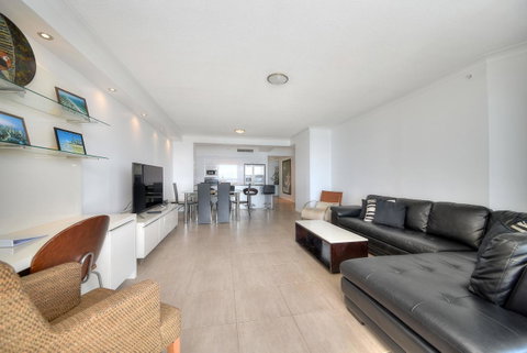 The Towers Of Chevron Renaissance - Holidays Gold Coast - Northern Rivers Accommodation 21