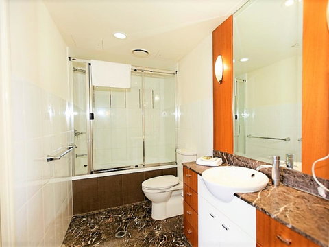 The Towers Of Chevron Renaissance - Holidays Gold Coast - Northern Rivers Accommodation 35