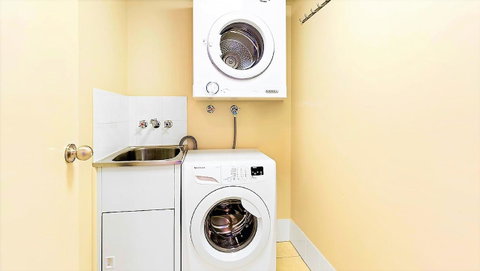 The Towers Of Chevron Renaissance - Holidays Gold Coast - Northern Rivers Accommodation 34