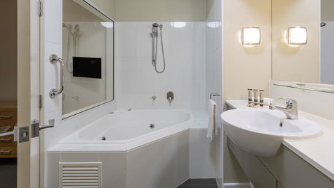 Oaks Hervey Bay Resort And Spa - Northern Rivers Accommodation 32