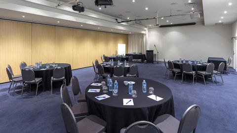 Oaks Hervey Bay Resort And Spa - Northern Rivers Accommodation 24