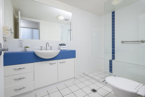 Belaire Place Motel Apartments - Northern Rivers Accommodation 10
