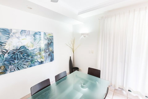 Bermuda Villas - Northern Rivers Accommodation 10