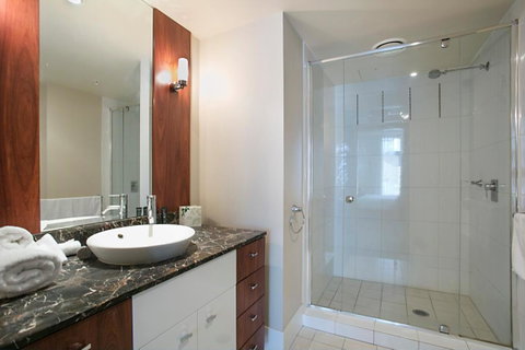 Towers Of Chevron - Private Apartment - Northern Rivers Accommodation 4