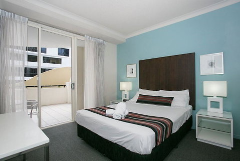 Towers Of Chevron - Private Apartment - Northern Rivers Accommodation 1