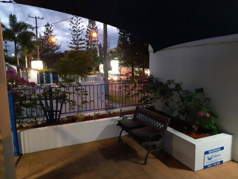 Surfers Beach Resort One - Northern Rivers Accommodation 12