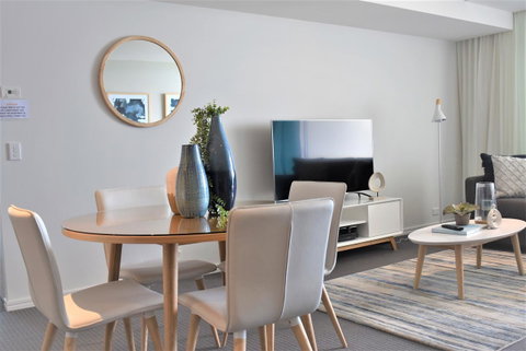 Gold Coast Private Apartments - H Residences, Surfers Paradise - Northern Rivers Accommodation 8