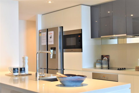 Gold Coast Private Apartments - H Residences, Surfers Paradise - Northern Rivers Accommodation 4