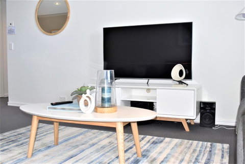 Gold Coast Private Apartments - H Residences, Surfers Paradise - Northern Rivers Accommodation 14
