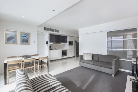 Gold Coast Private Apartments - H Residences, Surfers Paradise - Northern Rivers Accommodation 20