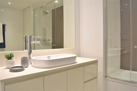 Gold Coast Private Apartments - H Residences, Surfers Paradise - Northern Rivers Accommodation 13