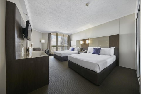 Novotel Surfers Paradise - Northern Rivers Accommodation 15