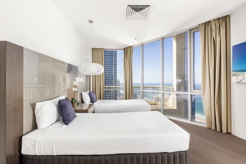 Novotel Surfers Paradise - Northern Rivers Accommodation 2