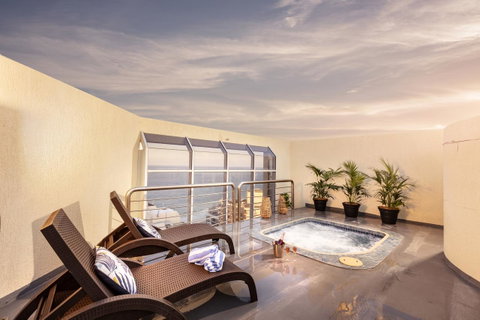 Novotel Surfers Paradise - Northern Rivers Accommodation 1