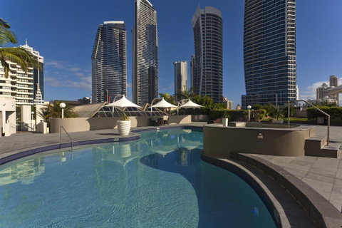 Novotel Surfers Paradise - Northern Rivers Accommodation 17