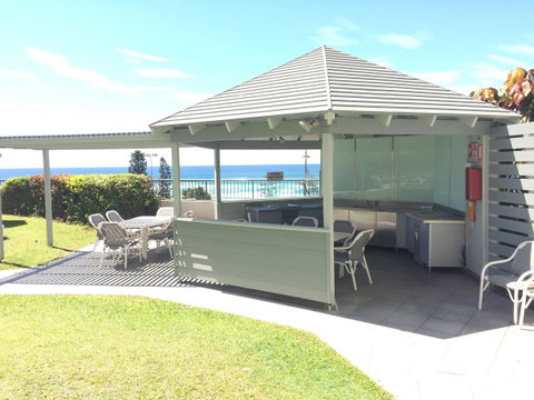 Surfers International Apartments - Northern Rivers Accommodation 8