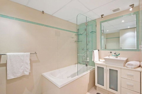 Surfers International Apartments - Northern Rivers Accommodation 38