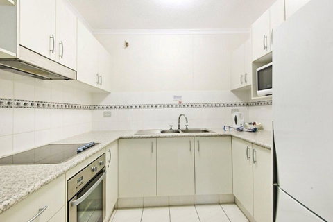 Surfers International Apartments - Northern Rivers Accommodation 35