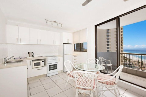 Surfers International Apartments - Northern Rivers Accommodation 21