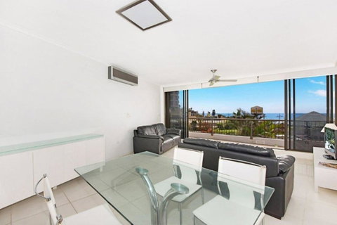 Surfers International Apartments - Northern Rivers Accommodation 24