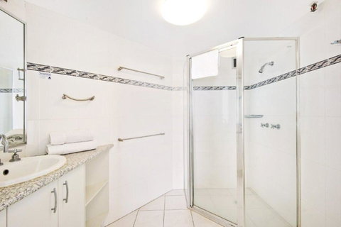 Surfers International Apartments - Northern Rivers Accommodation 18