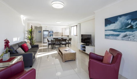 South Pacific Plaza - Official - Northern Rivers Accommodation 3