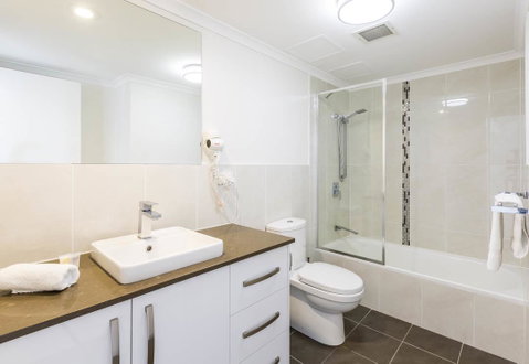 South Pacific Plaza - Official - Northern Rivers Accommodation 8