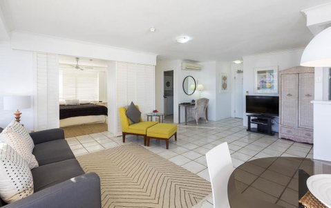 South Pacific Plaza - Official - Northern Rivers Accommodation 25