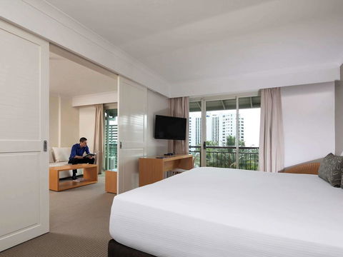 Novotel Cairns Oasis Resort - Northern Rivers Accommodation 41