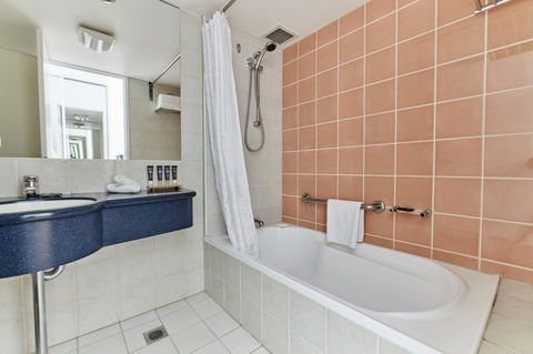 Novotel Cairns Oasis Resort - Northern Rivers Accommodation 2