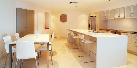 Coral Cove Apartments - Northern Rivers Accommodation 24