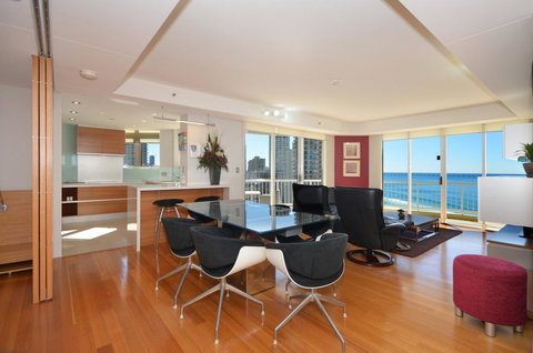 Moroccan Resort - HR Surfers Paradise - Northern Rivers Accommodation 24