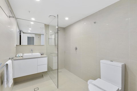 Moroccan Resort - HR Surfers Paradise - Northern Rivers Accommodation 3