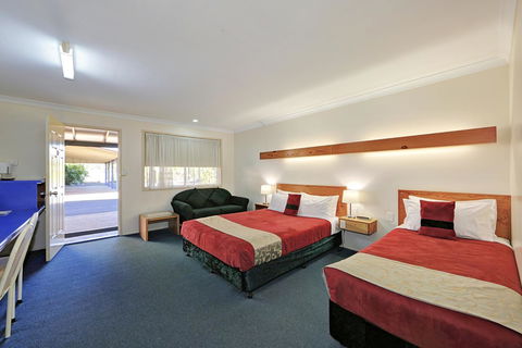Smart Motels Bert Hinkler - Northern Rivers Accommodation 13