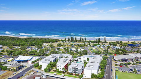 Element On Coolum Beach - Northern Rivers Accommodation 0