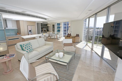 Oceans Mooloolaba - Northern Rivers Accommodation 5