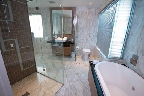 Oceans Mooloolaba - Northern Rivers Accommodation 32