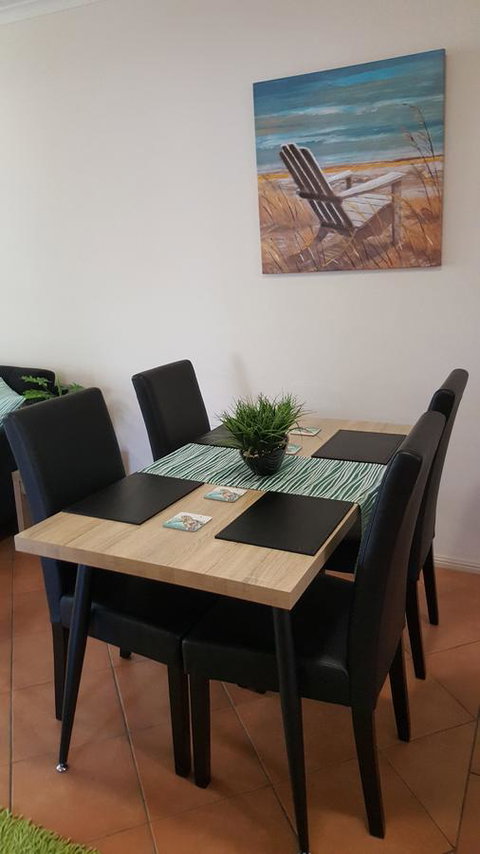 Jackies Holiday Apartment - Northern Rivers Accommodation 18
