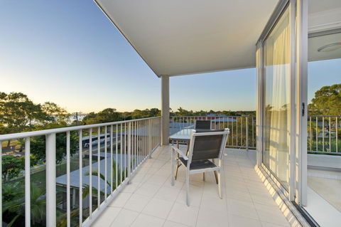 On The Bay Apartments - Northern Rivers Accommodation 13
