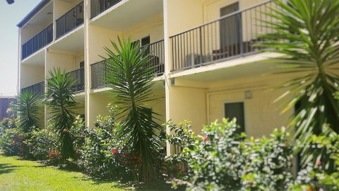 Cairns Queenslander Hotel & Apartments - Northern Rivers Accommodation 32
