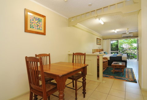 Cairns Queenslander Hotel & Apartments - Northern Rivers Accommodation 21