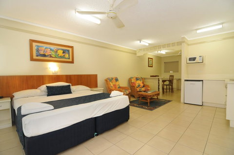 Cairns Queenslander Hotel & Apartments - Northern Rivers Accommodation 22