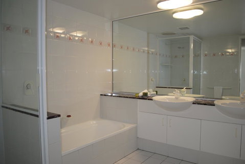 BeachView Apartments At Villa Paradiso - Northern Rivers Accommodation 5