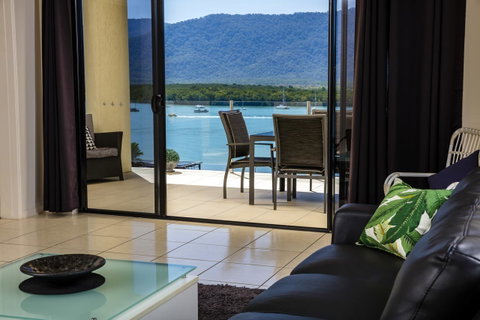 Jack And Newell Holiday Apartments - Northern Rivers Accommodation 1