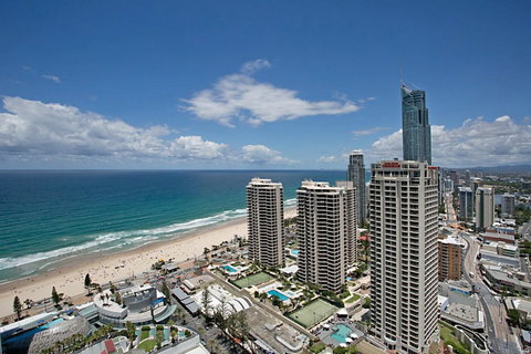 Number 1 H Residences - WiFi, Parking & More By Gold Coast Holidays - Northern Rivers Accommodation 9